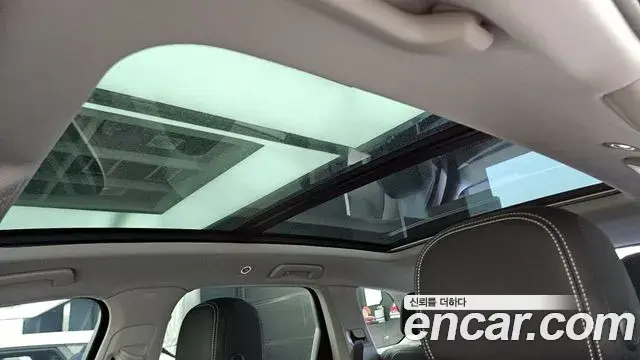 Volkswagen Touareg 2023 — Şəkil 8/20