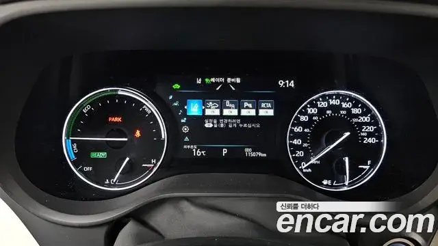 Toyota Sienna 2021 — Photo 18/20