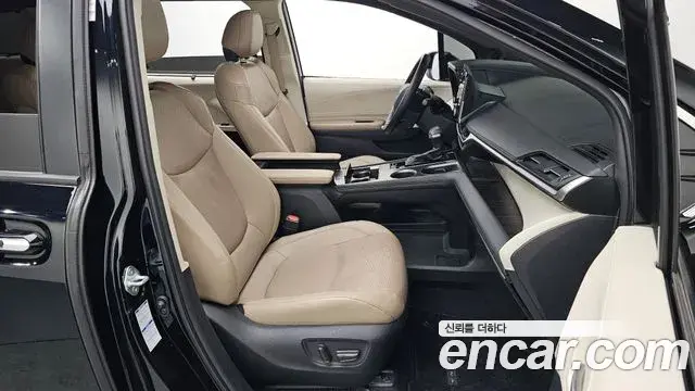 Toyota Sienna 2021 — Photo 8/20