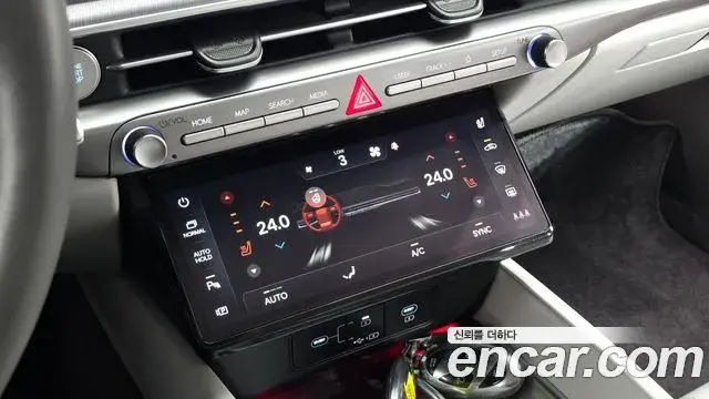 Hyundai Grandeur Hybrid 2023 — ფოტო 12/20
