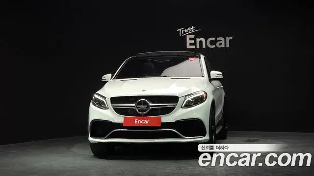 Mercedes-Benz GLE-Class 2019 — Фото 3/20