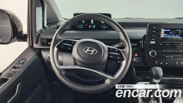 Hyundai Staria 2024 — Фото 13/20