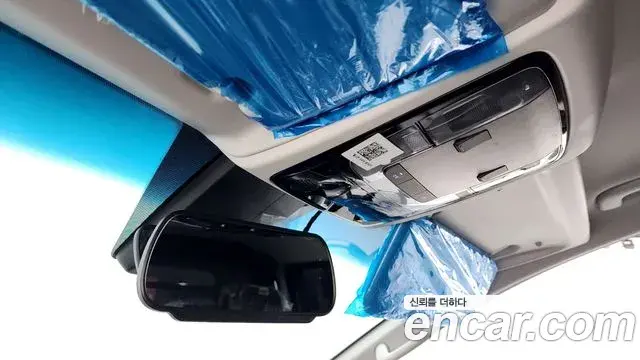 Hyundai Staria 2024 — Фото 17/20