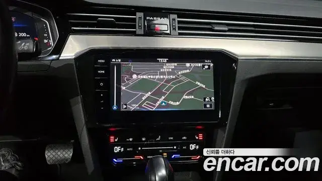 Volkswagen Passat GT 2021 — Şəkil 7/20