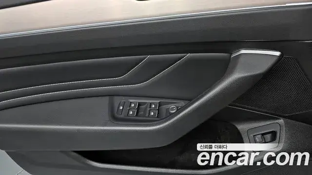 Volkswagen Passat GT 2021 — Şəkil 20/20