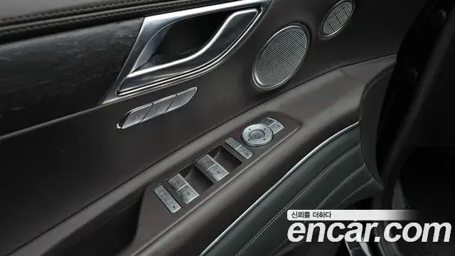 Genesis GV80 2021 — Photo 19/20