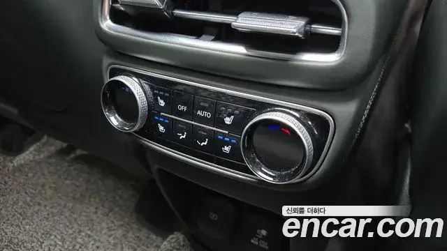 Genesis GV80 2021 — Photo 18/20