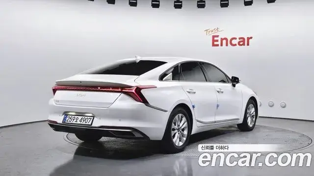 Kia K8 2022 — Şəkil 7/20