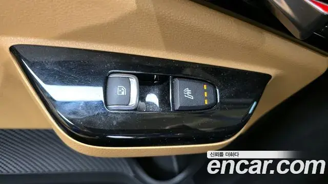 Kia Carnival 2023 — Фото 18/20