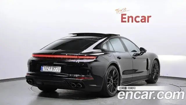 Porsche Panamera 2025 — Photo 19/20