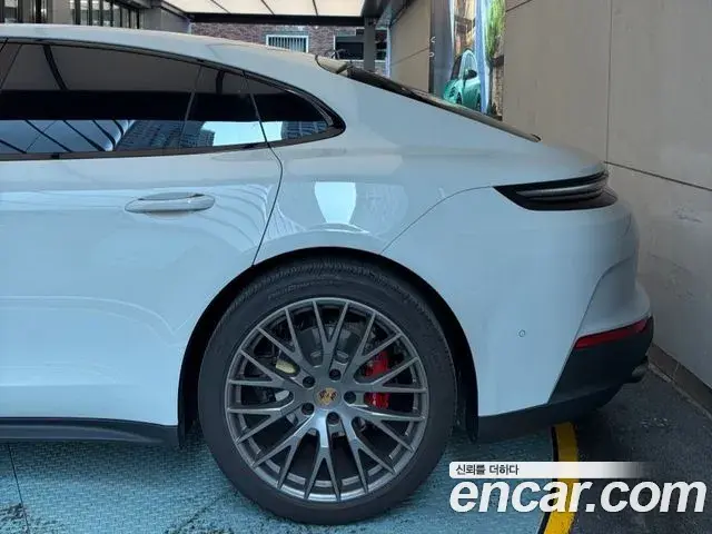 Porsche Panamera 2025 — Photo 4/13
