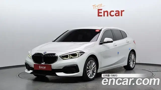 BMW 1 Series 2020 — Şəkil 19/20