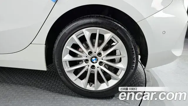 BMW 1 Series 2020 — Şəkil 14/20