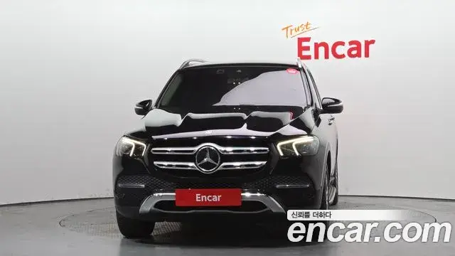 Mercedes-Benz GLE-Class 2019 — Фото 3/20