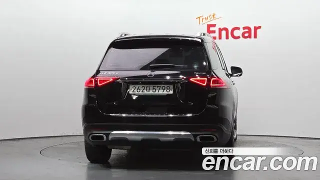 Mercedes-Benz GLE-Class 2019 — Фото 4/20