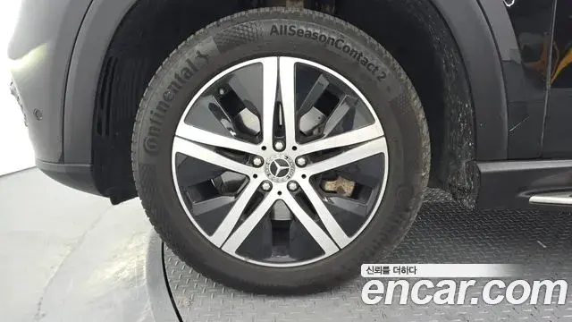 Mercedes-Benz GLE-Class 2019 — Фото 5/20