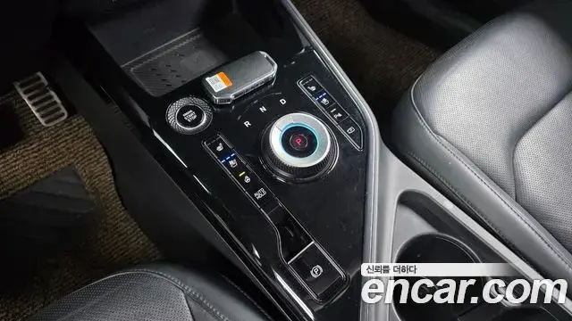 Kia Niro 2022 — Photo 13/20