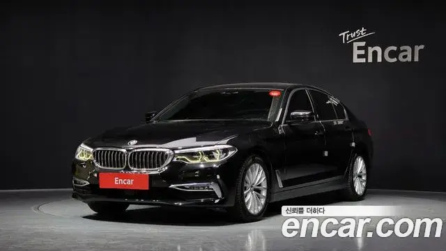 BMW 5 Series 2018 — ფოტო 6/20