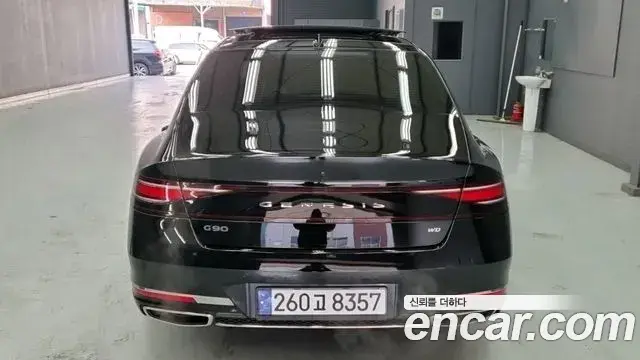 Genesis G90 2023 — ფოტო 2/18