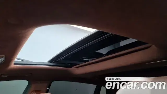 Genesis G90 2023 — ფოტო 12/18