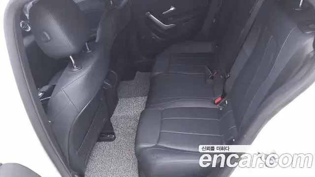 Mercedes-Benz A-Class 2022 — Şəkil 10/20
