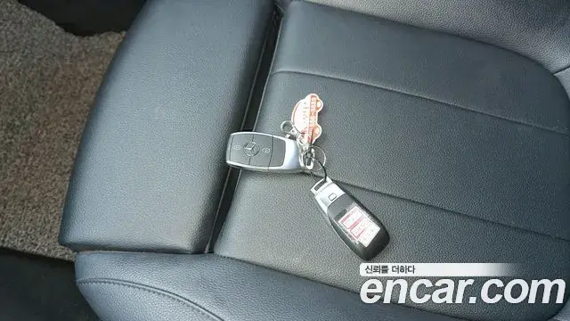 Mercedes-Benz A-Class 2022 — Şəkil 16/20