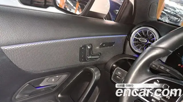 Mercedes-Benz A-Class 2022 — Şəkil 12/20