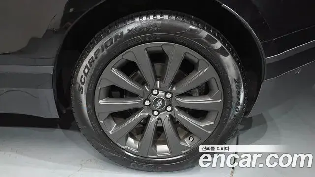 Land Rover Range Rover Velar 2019 — Şəkil 14/20