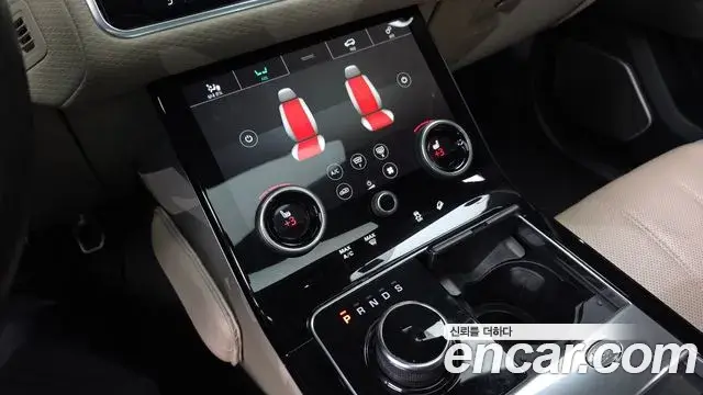 Land Rover Range Rover Velar 2019 — Şəkil 16/20