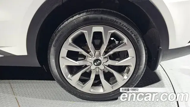 Kia Sorento 2020 — ფოტო 10/20