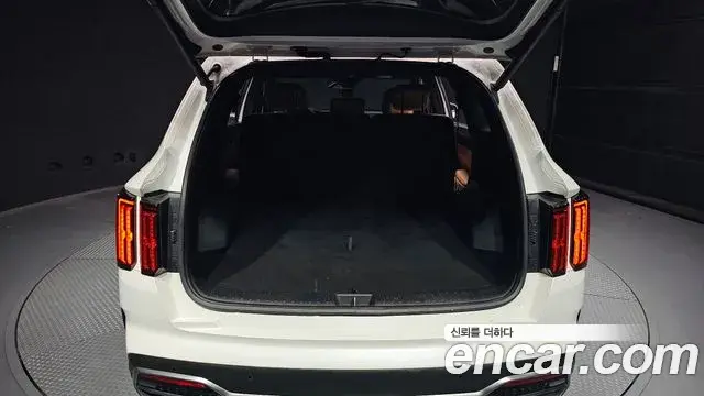 Kia Sorento 2020 — ფოტო 2/20