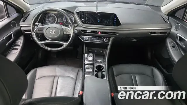 Hyundai Sonata Hybrid 2021 — Şəkil 10/20