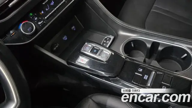 Hyundai Sonata Hybrid 2021 — Şəkil 15/20