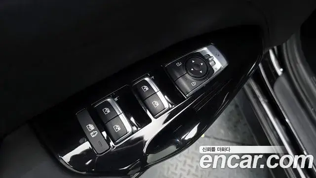 Kia K5 2022 — Şəkil 18/20