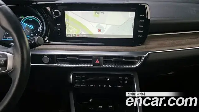 Kia K5 2022 — Şəkil 4/20