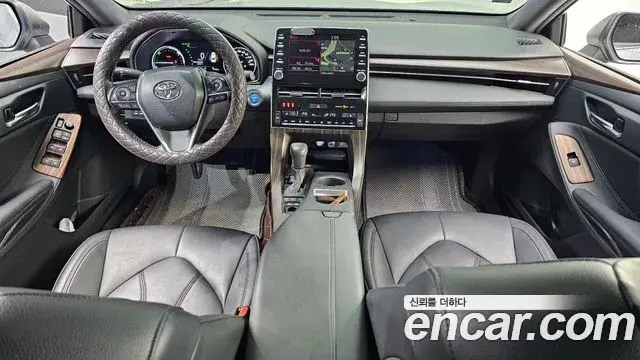 Toyota Avalon 2019 — Photo 17/20
