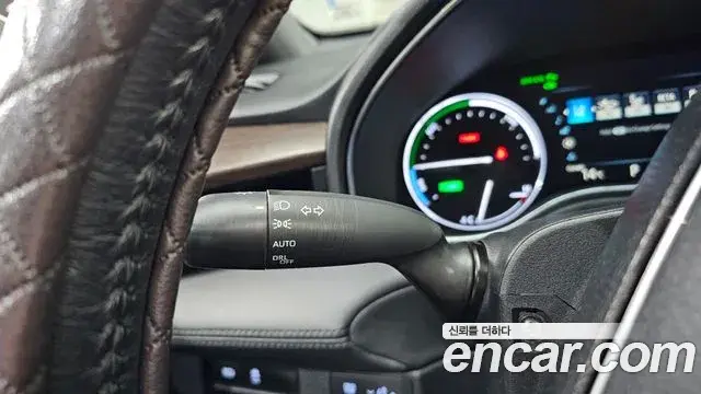 Toyota Avalon 2019 — Photo 7/20