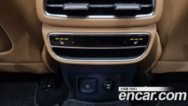 Genesis GV80 2020 — ფოტო 16/20