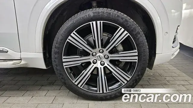 Volvo XC90 2022 — Şəkil 11/20