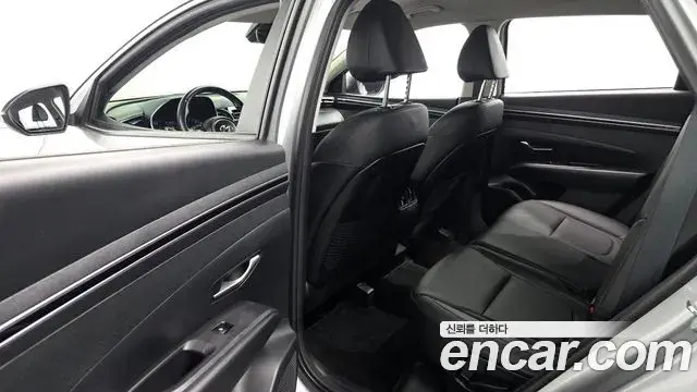Hyundai Tucson Hybrid 2022 — Photo 6/20