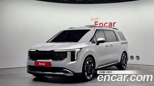 Kia Carnival 2024 — ფოტო 6/20