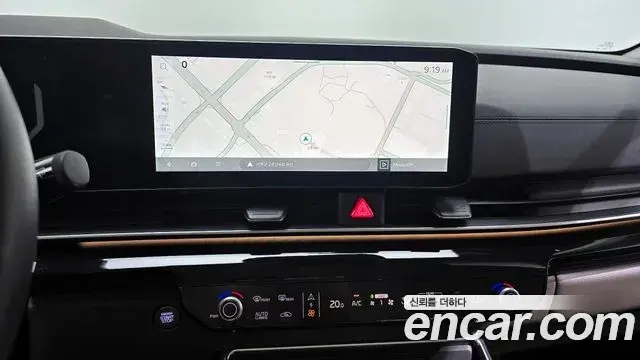 Kia Carnival 2024 — ფოტო 15/20