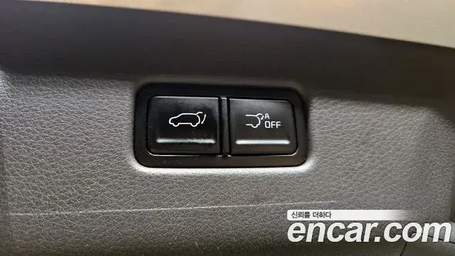 Kia Carnival 2024 — ფოტო 5/20