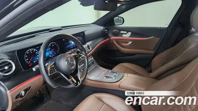 Mercedes-Benz E-Class 2022 — ფოტო 6/18