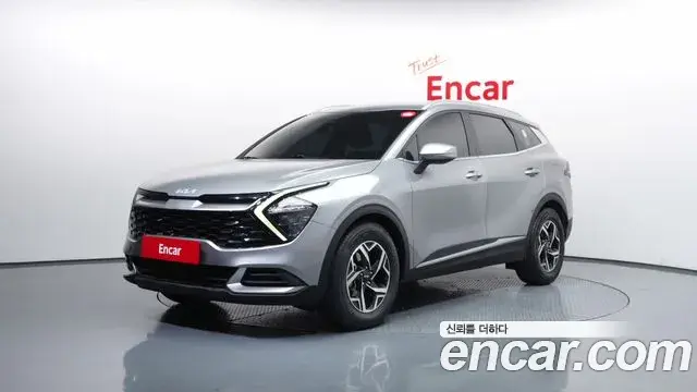 Kia Sportage 2022 — Фото 1/20