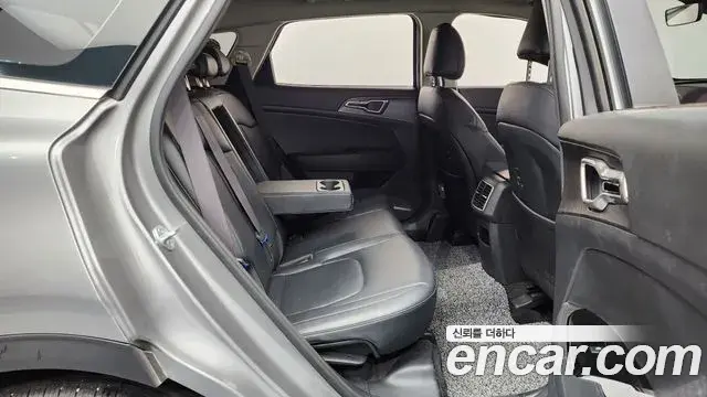 Kia Sportage 2022 — Фото 12/20