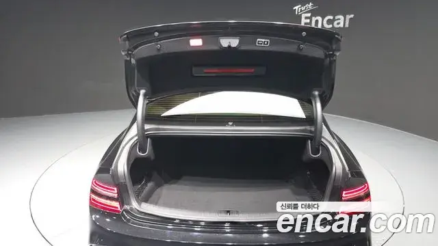 Genesis G80 2024 — Photo 14/20