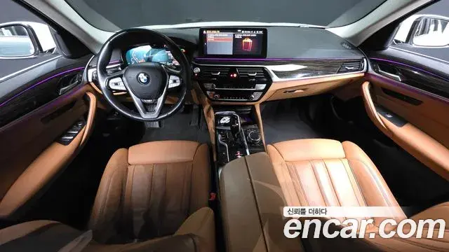BMW 5 Series 2023 — ფოტო 1/20