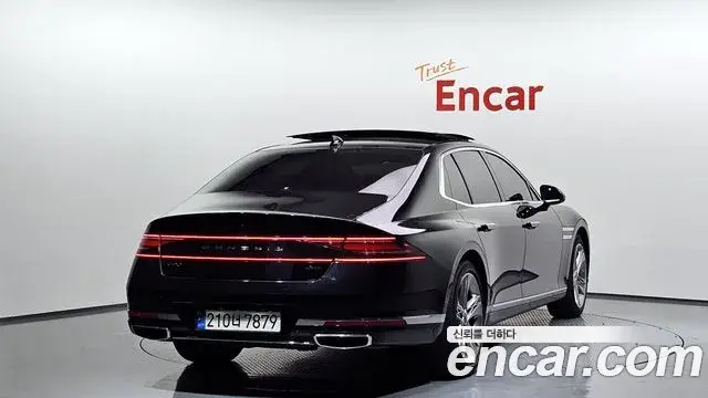 Genesis G90 2022 — Photo 16/20