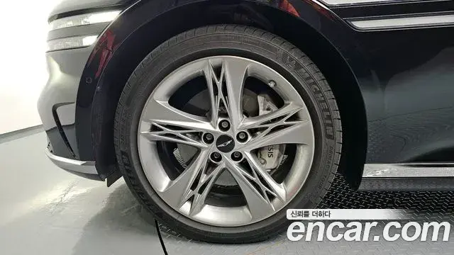Genesis G90 2022 — Photo 5/20